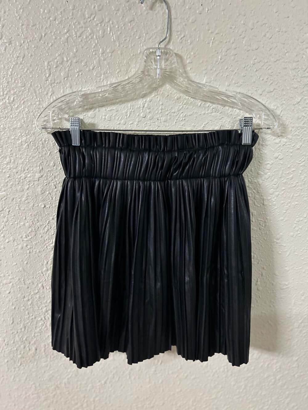 Pomander Place Black Faux Leather Pleated Mini Skirt